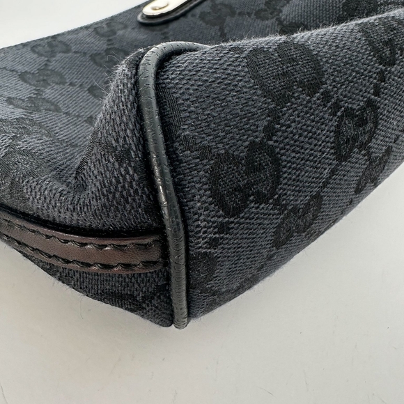 Auth GUCCI GG Canvas Pouch Purse Hand Bag Black Canvas - Picture 14 of 16